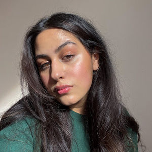 Meet your Posher, Zaina